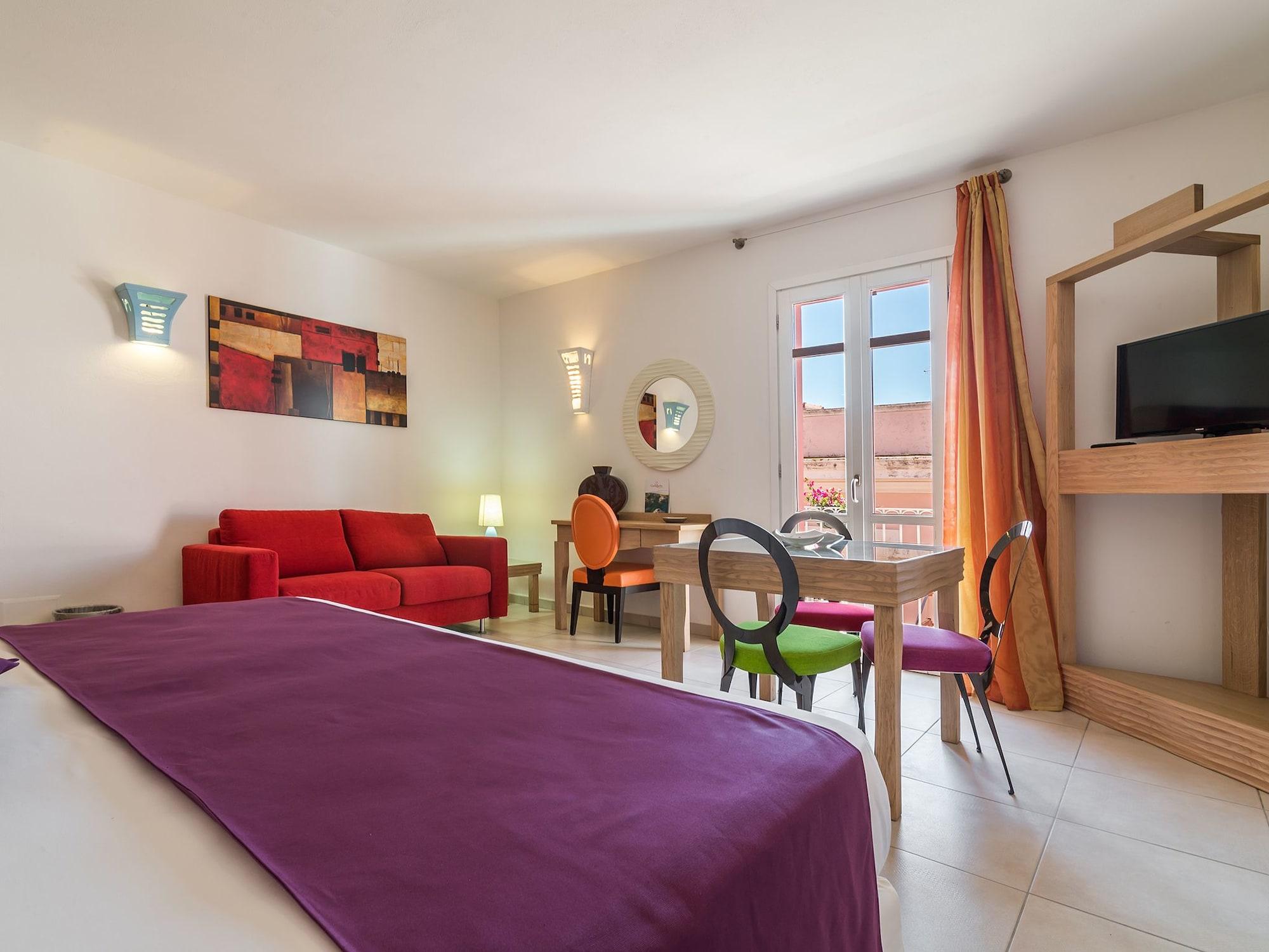 Nichotel Carloforte (Isola di San Pietro)