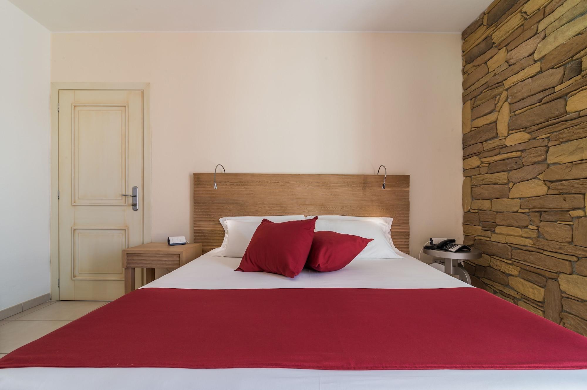 Nichotel Hotel 4*