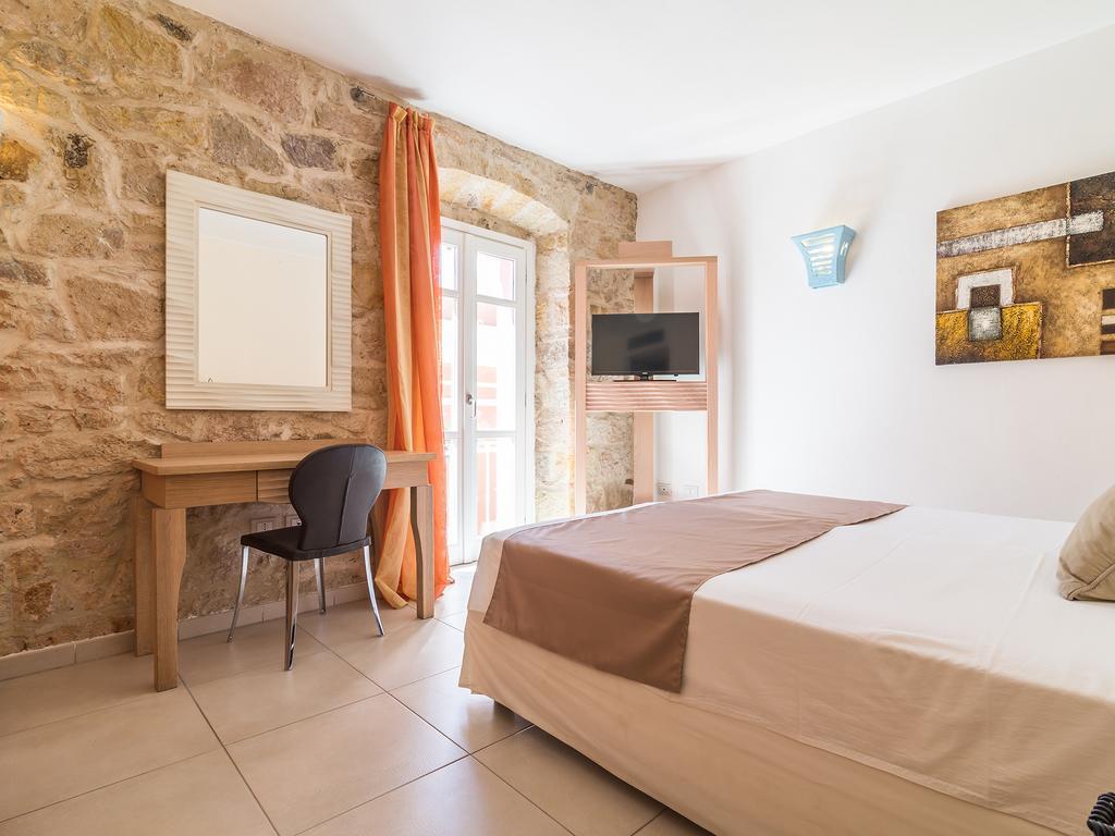 Hotel Nichotel 4*